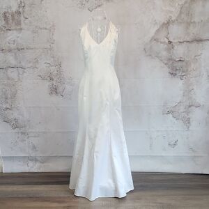 Masquerade White Satin Halter Wedding Gown Floral Crystal Womens Size 7/8